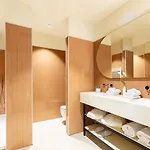 Hotell Grand 4*