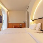 Hotel Grand 4*