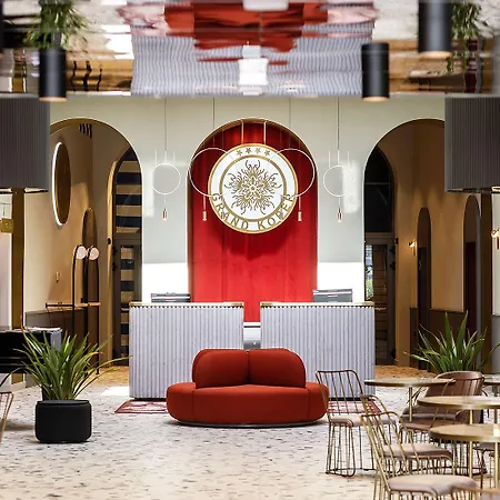Grand Hotel 4*