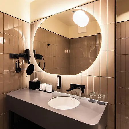 Grand 4* Koper
