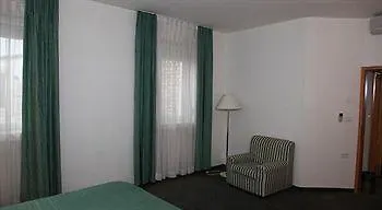 Grand 4* Koper