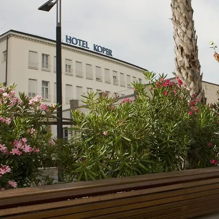 Hotel Grand